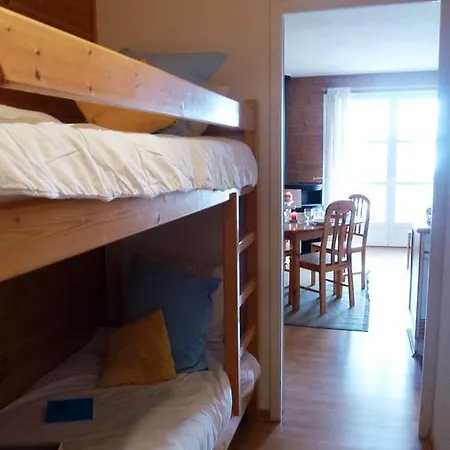 Apartment 28c5 *